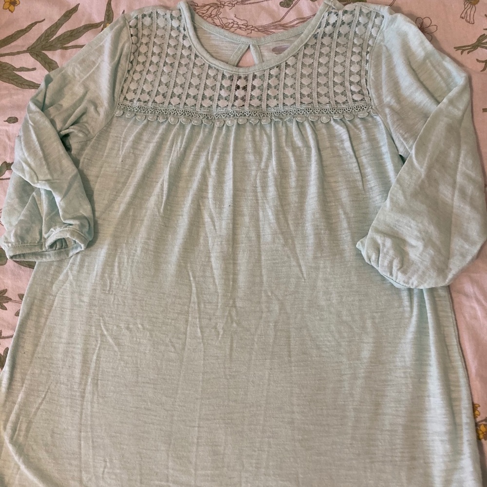 blue long sleeve shirt